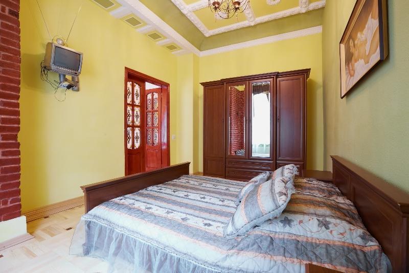 Apartments On Doroshenka 19 Lviv Bagian luar foto