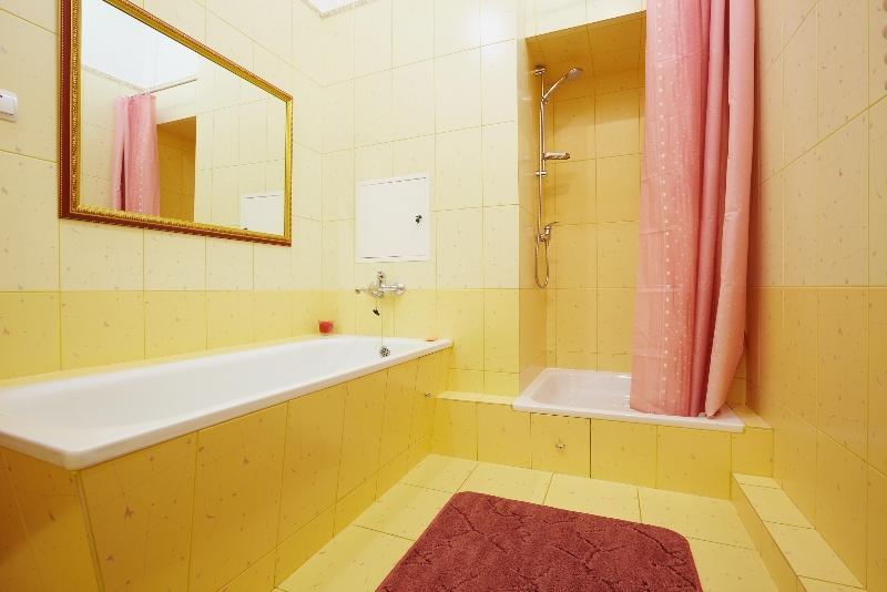 Apartments On Doroshenka 19 Lviv Bagian luar foto